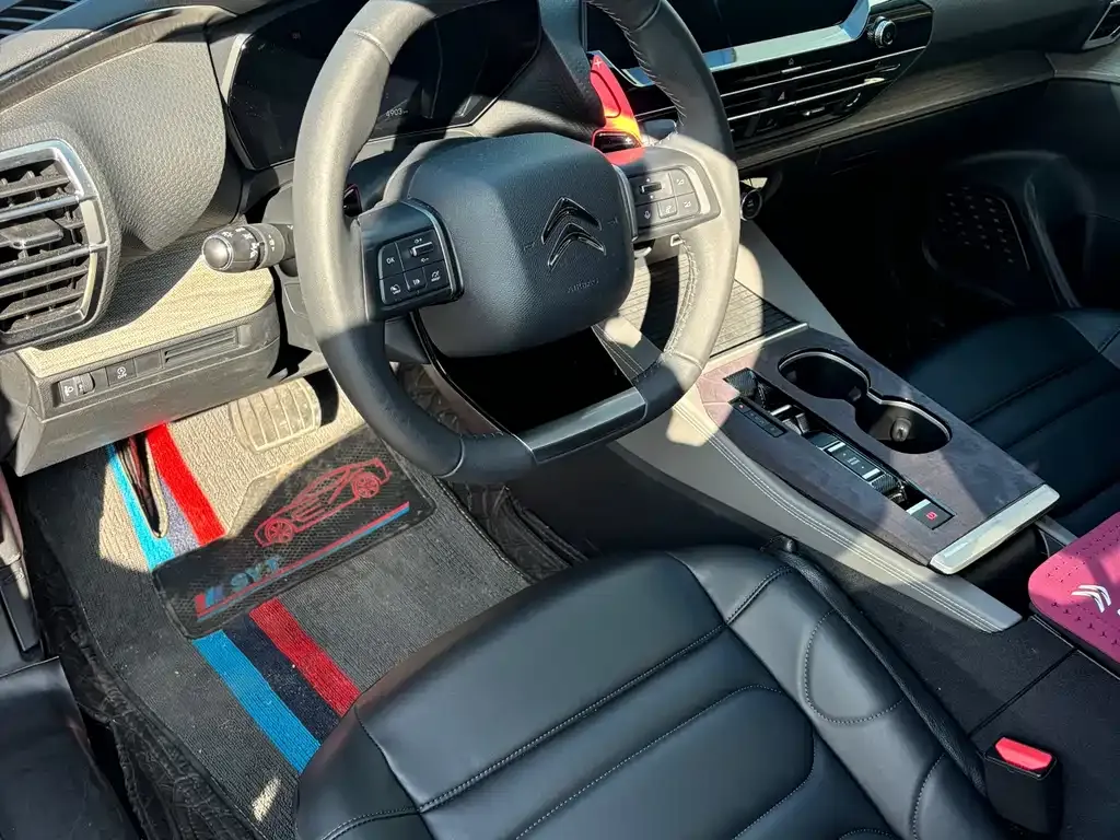Citroen C5 X 2024 из CN, фото 6