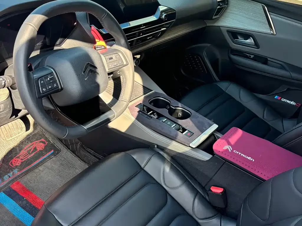 Citroen C5 X 2024 из CN, фото 3