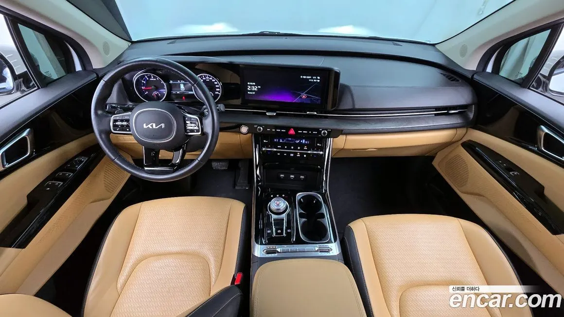 Kia Carnival — фото 10