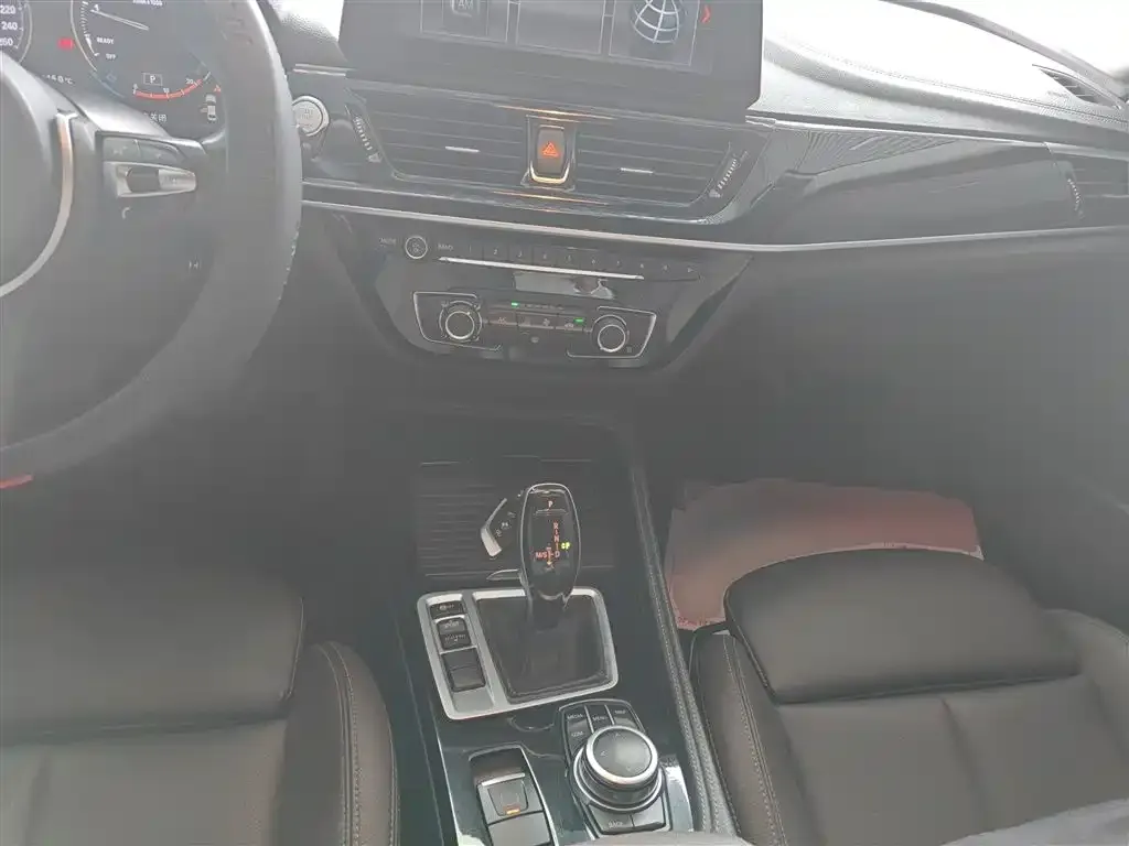 BMW 1 Series 2021 из CN, фото 10