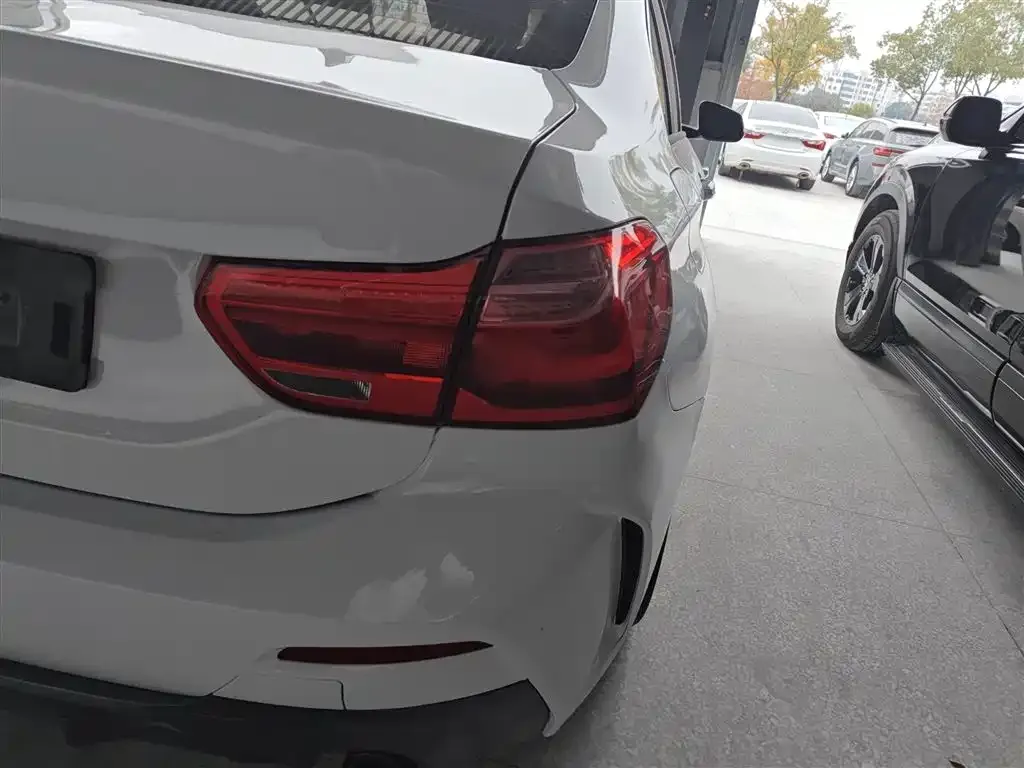 BMW 1 Series 2021 из CN, фото 8