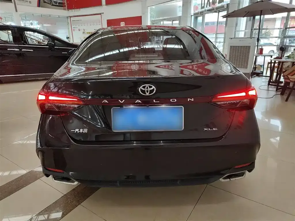 Toyota Avalon 2021 из CN, фото 10