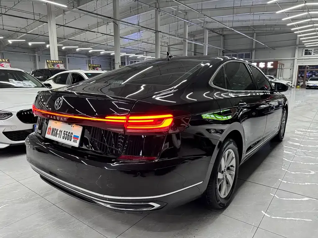 Volkswagen Passat 2022 из CN, фото 2
