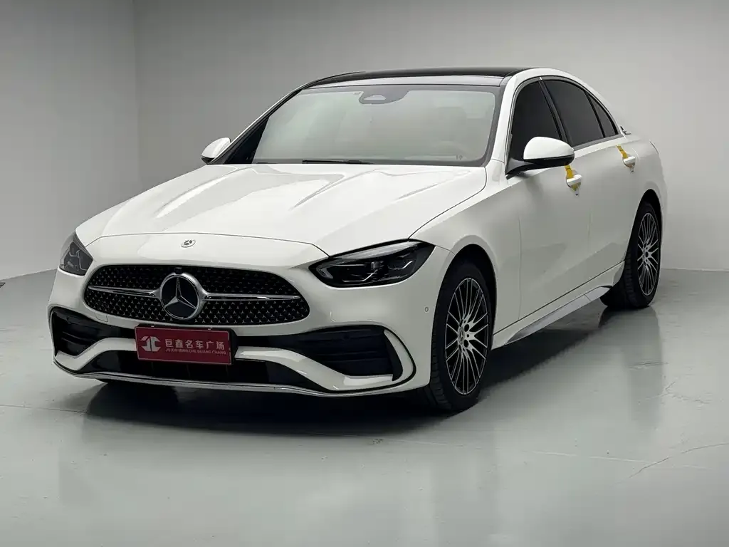 Mercedes-Benz C-Class — фото 1