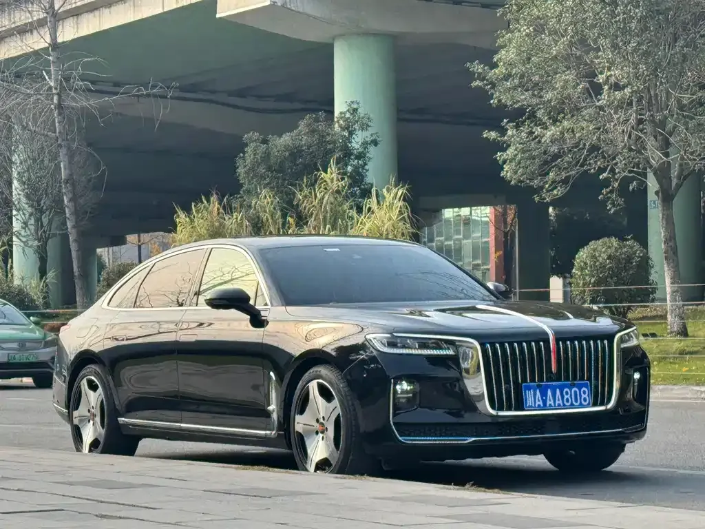 Hongqi H9 — фото 1