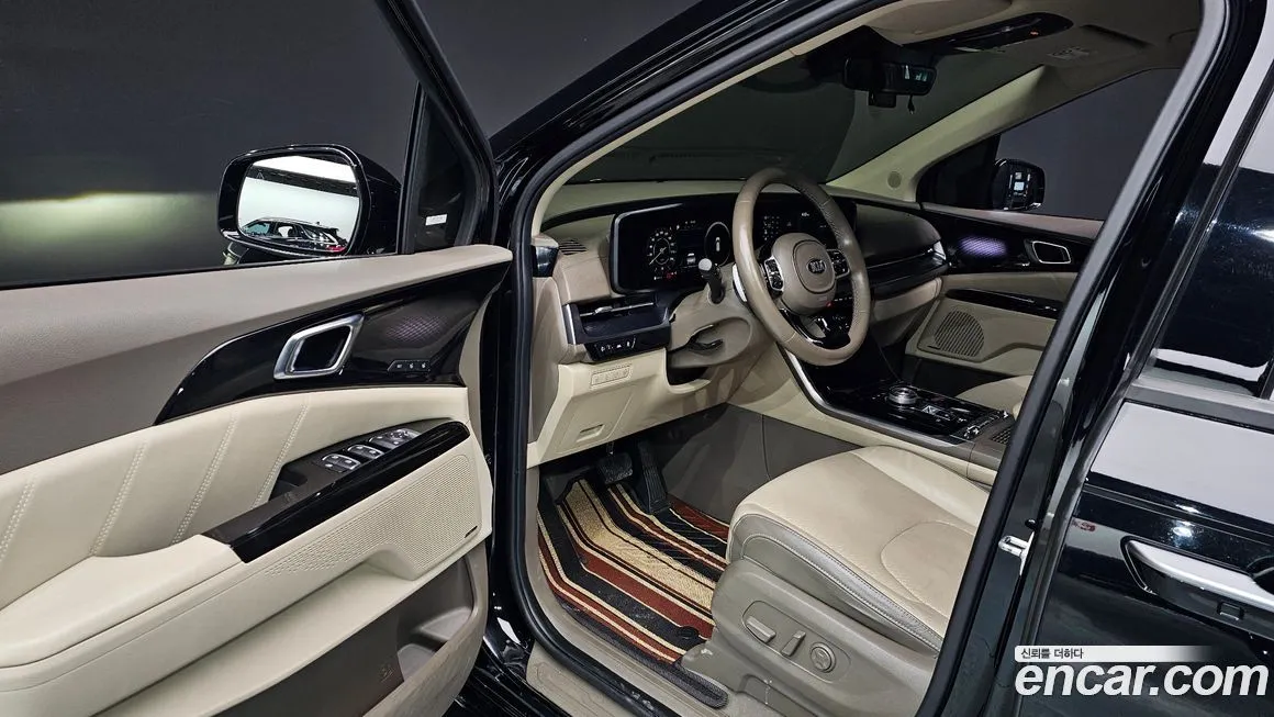 Kia Carnival — фото 10