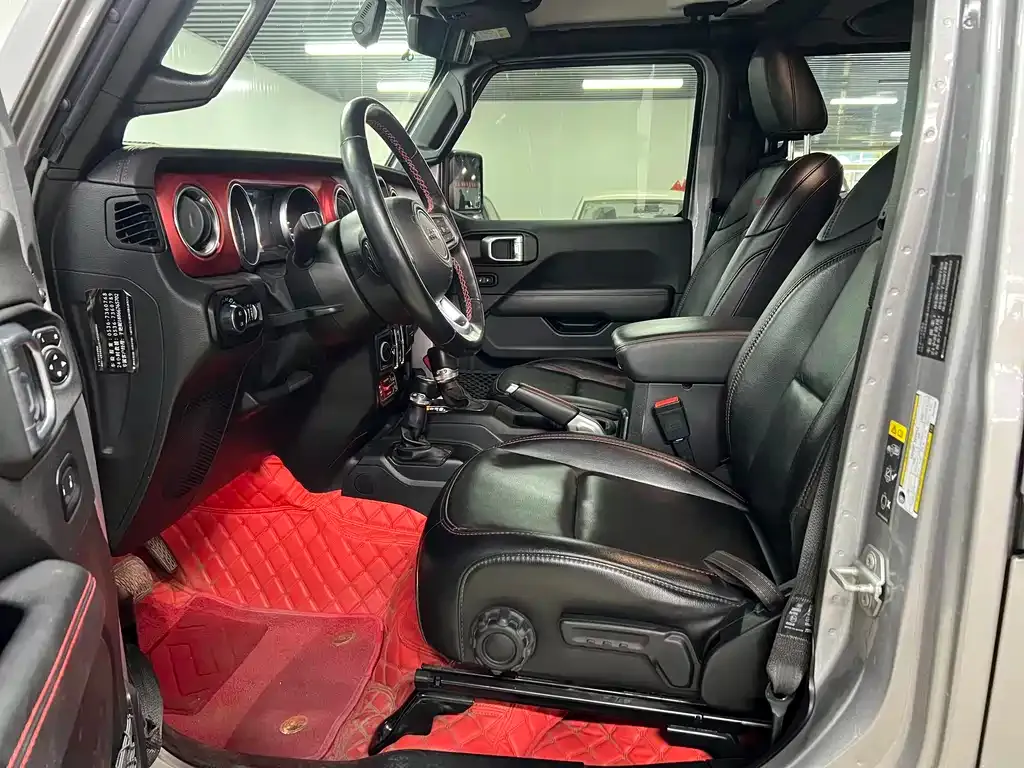 Jeep Wrangler 2021 из CN, фото 5
