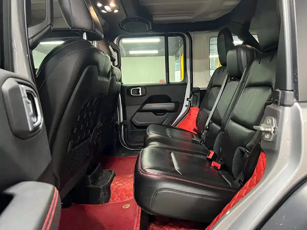 Jeep Wrangler 2021 из CN, фото 8