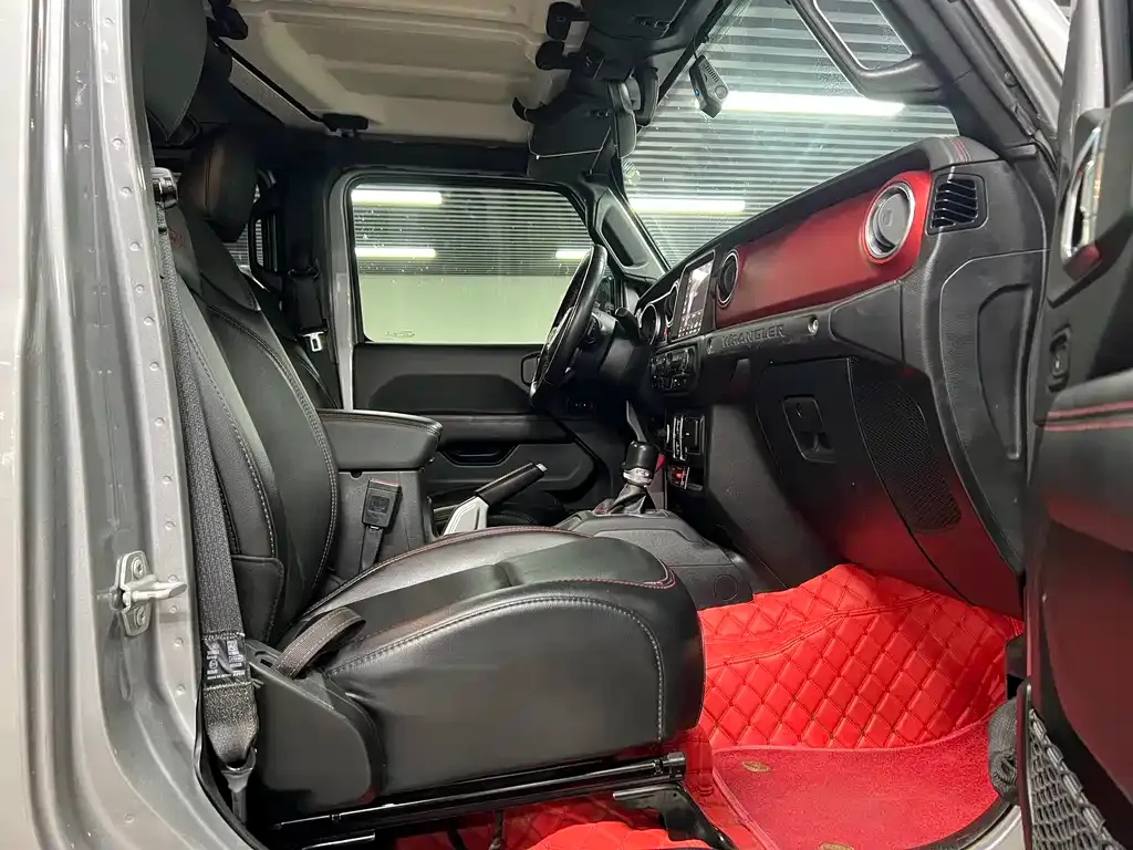 Jeep Wrangler 2021 из CN, фото 4