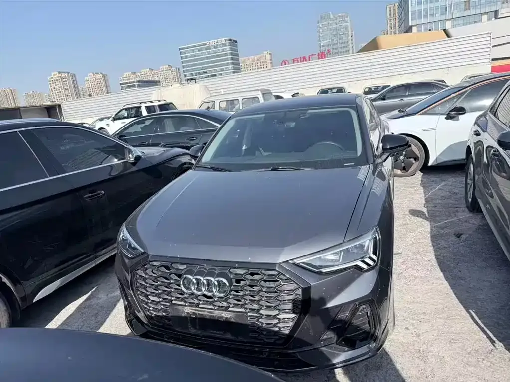 Audi Q3 Sportback 2021 из CN, фото 3