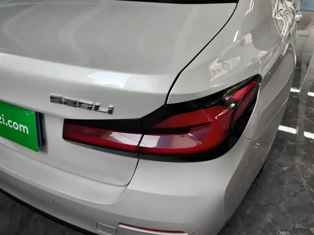 BMW 5 Series — фото 10
