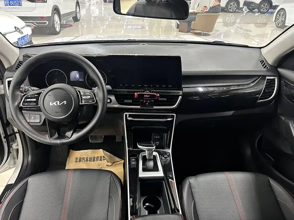 Kia KX3 — фото 6