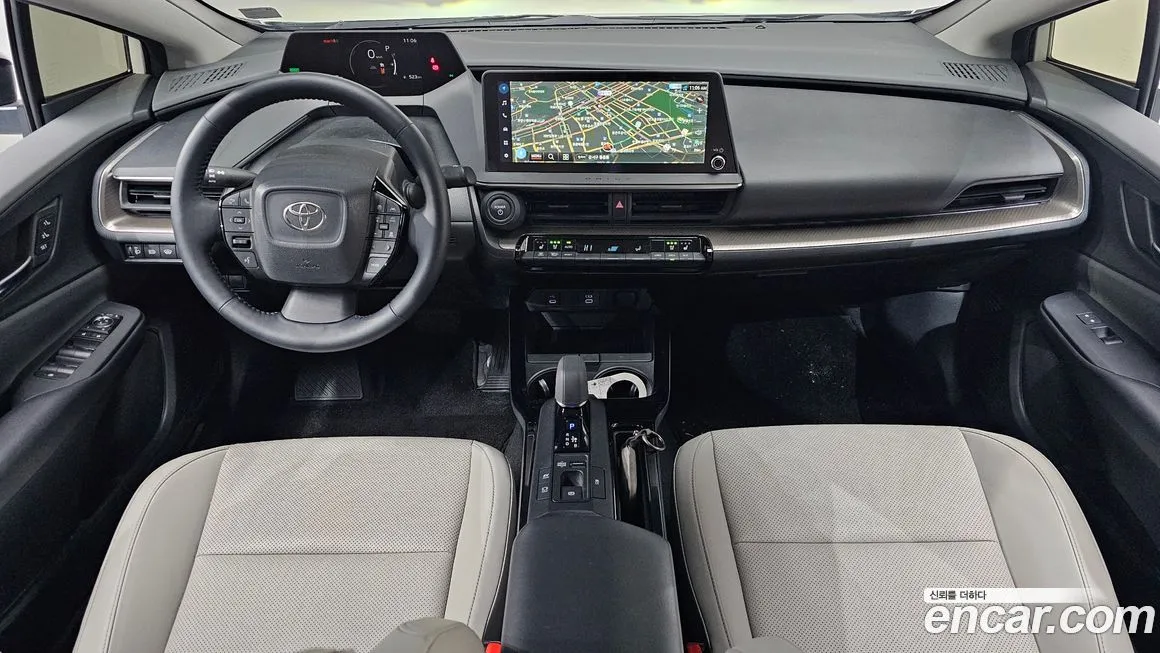 Toyota Prius — фото 7