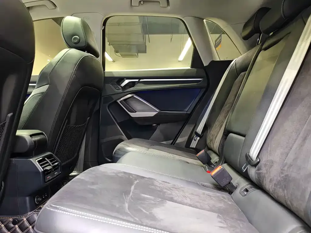 Audi Q3 2022 из CN, фото 7