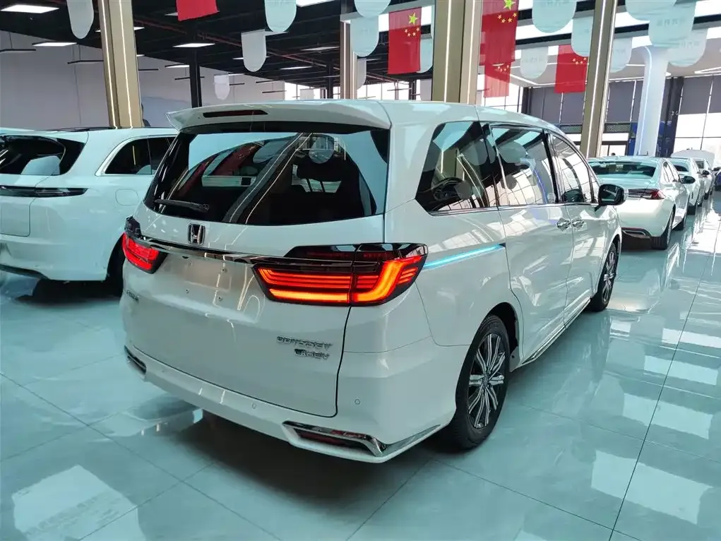 Honda Odyssey 2023 из CN, фото 2
