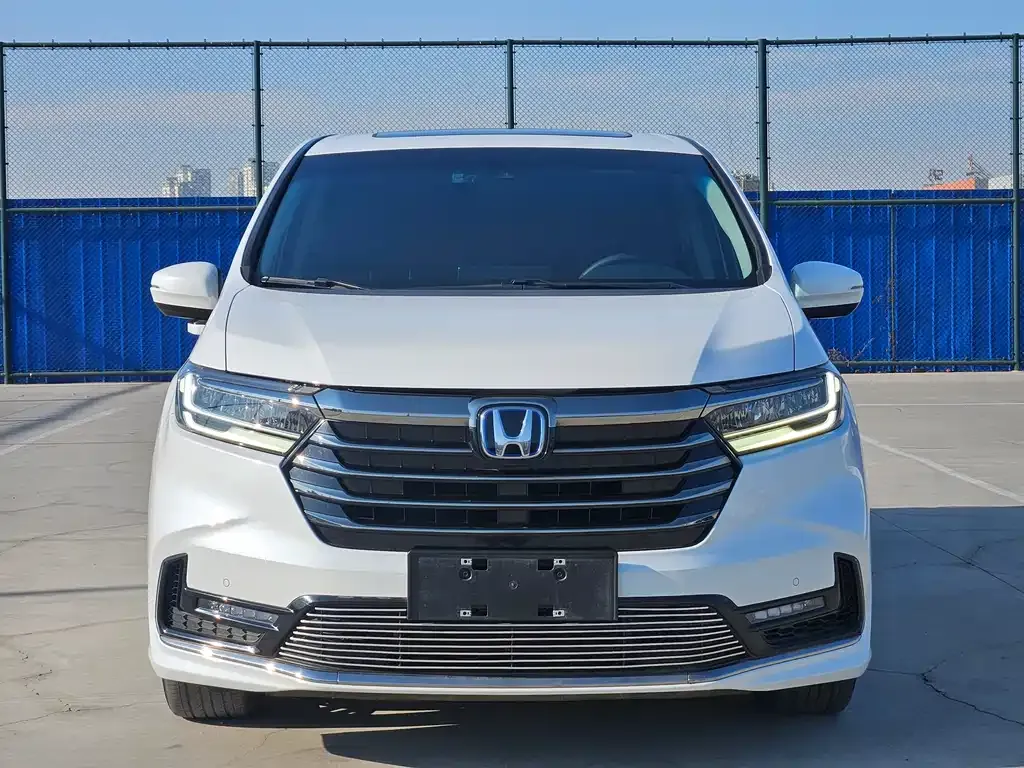 Honda Odyssey 2023 из CN, фото 3