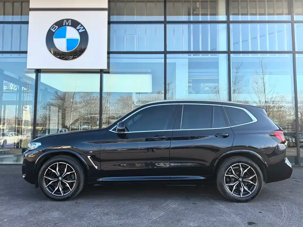BMW X3 — фото 10