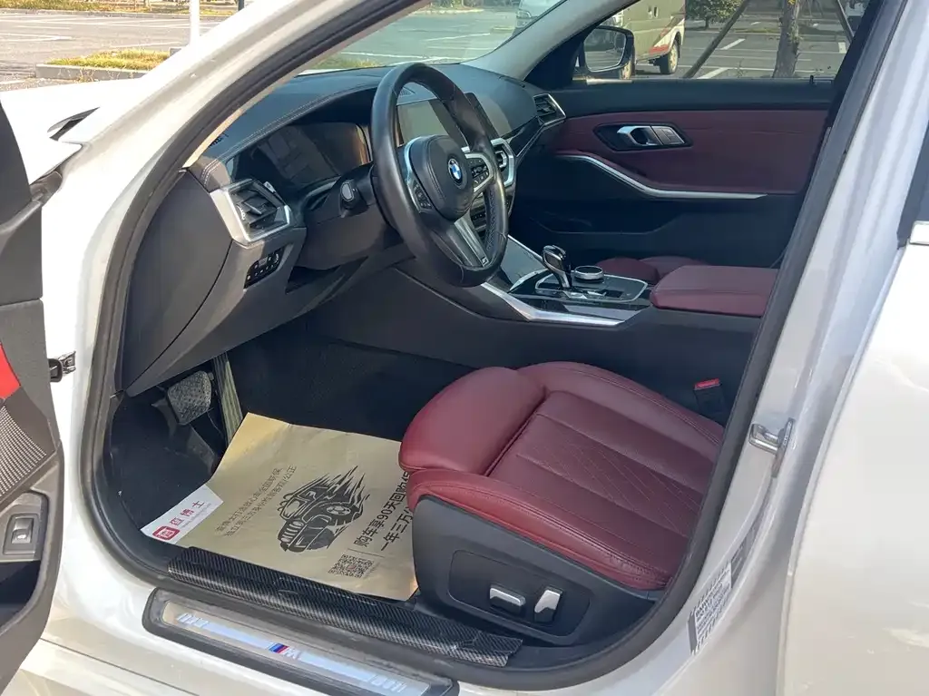 BMW 3 Series 2022 из CN, фото 7