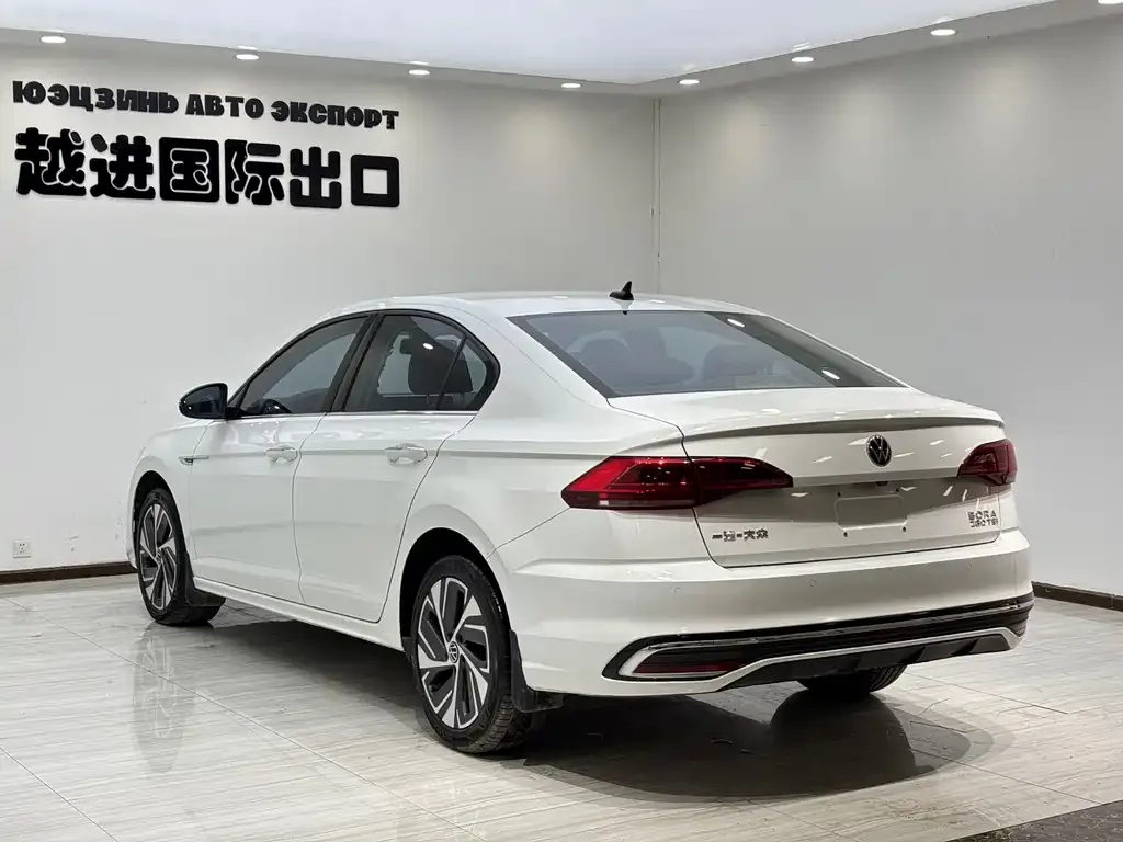 Volkswagen Bora 2023 из CN, фото 4