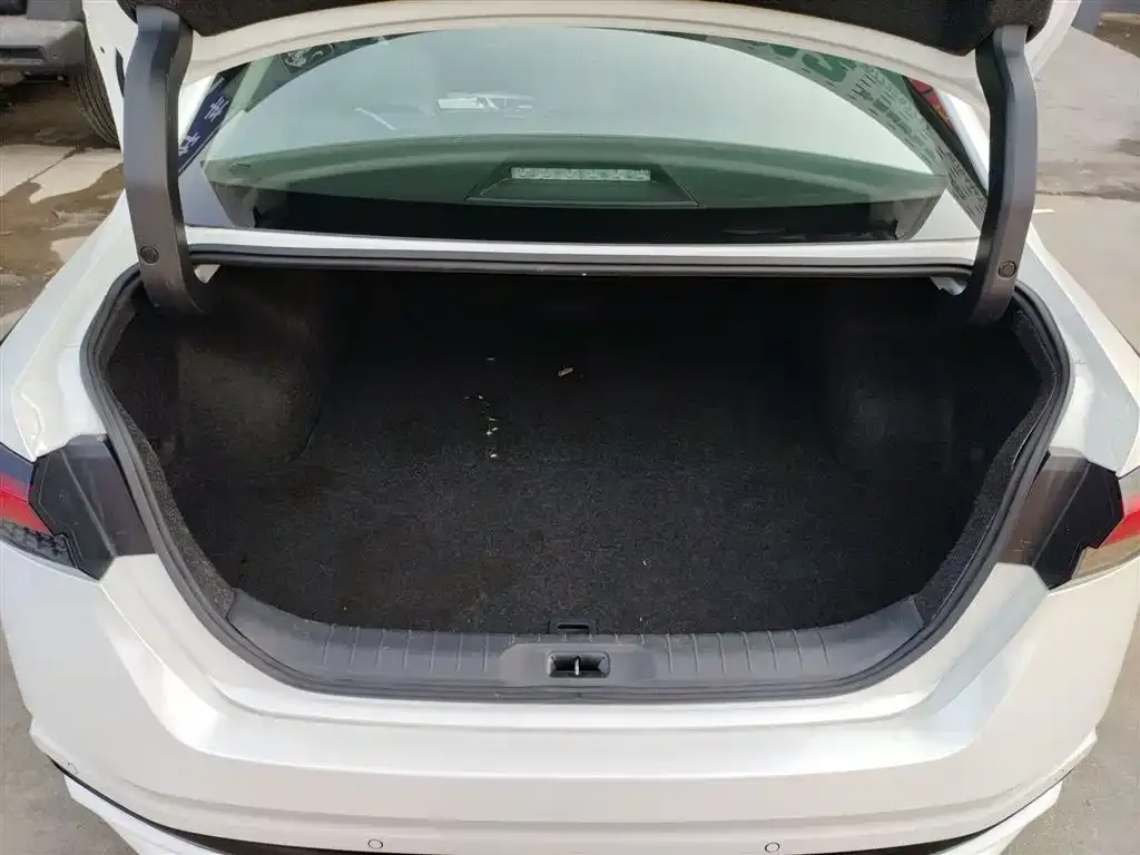 Nissan Teana 2023 из CN, фото 5