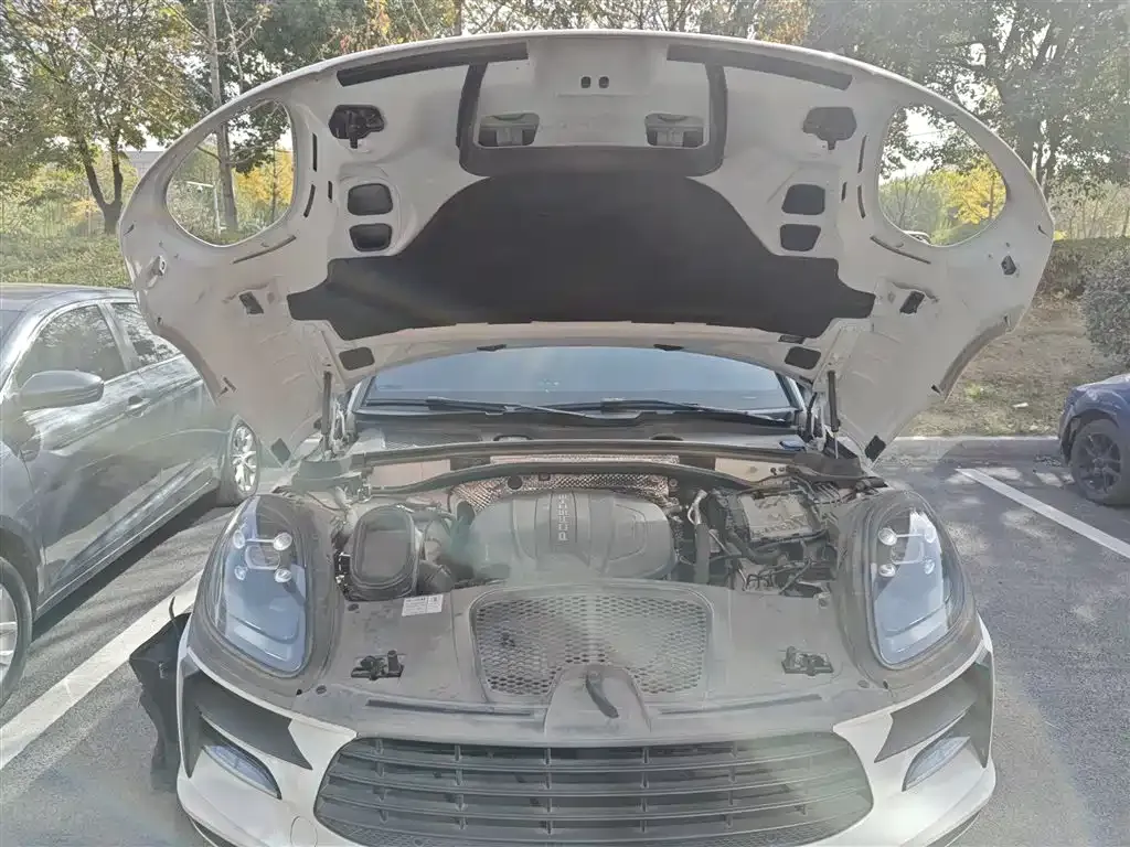 Porsche Macan 2021 из CN, фото 9