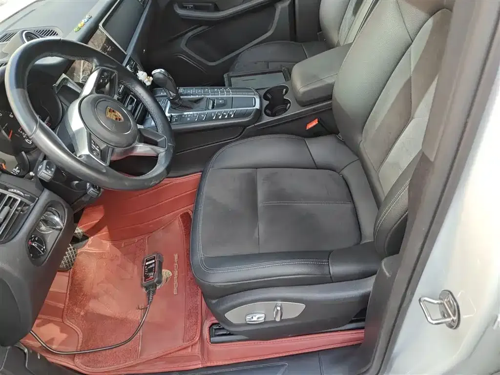 Porsche Macan 2021 из CN, фото 8