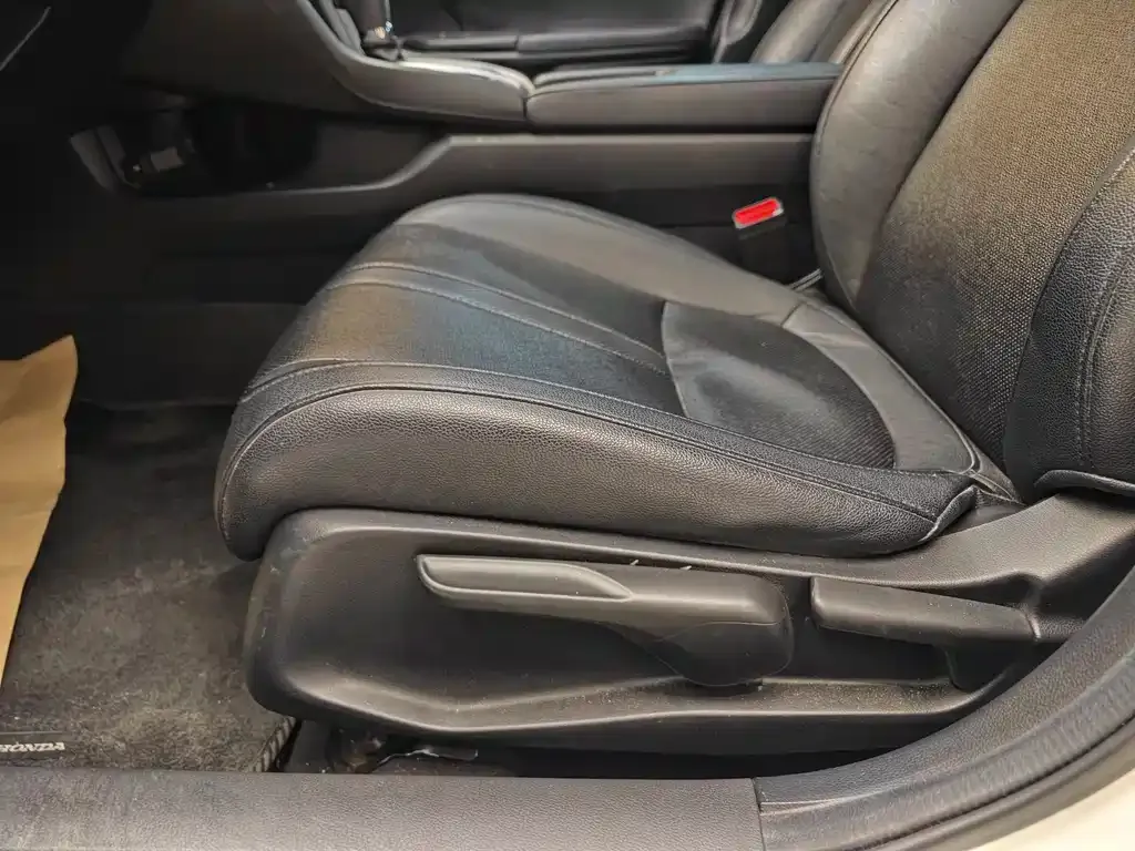 Honda Civic 2021 из CN, фото 9