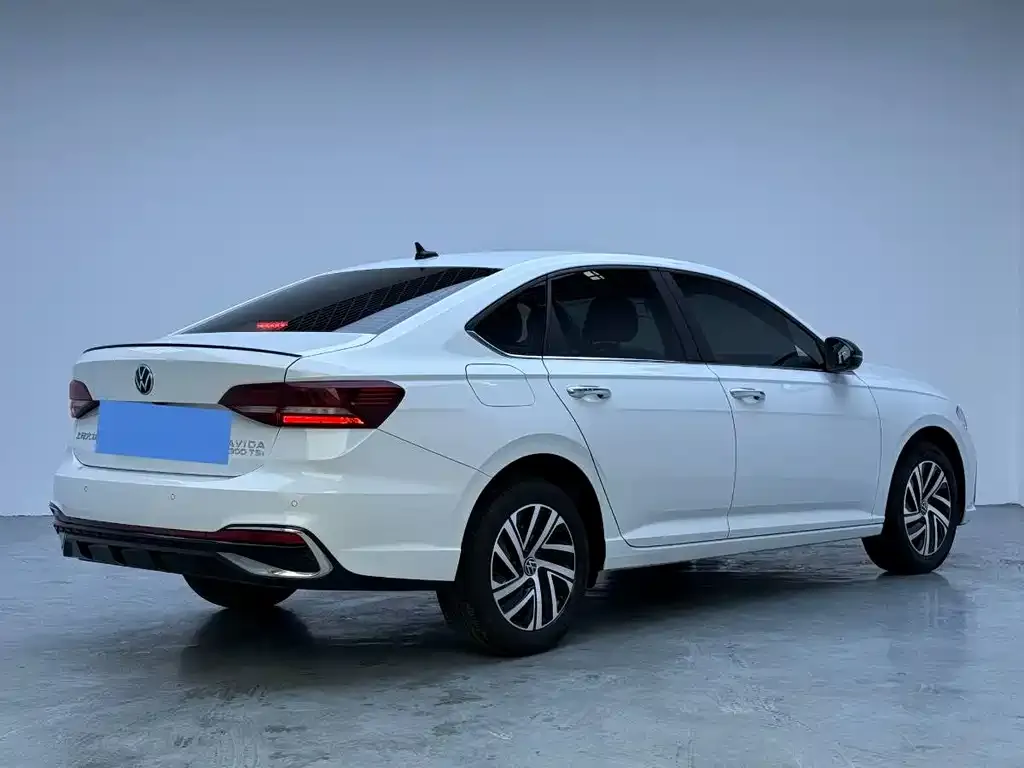 Volkswagen Lavida 2023 из CN, фото 6