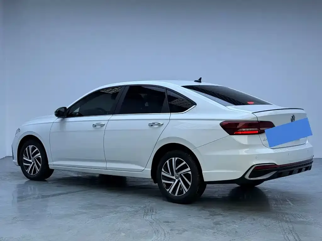 Volkswagen Lavida 2023 из CN, фото 5