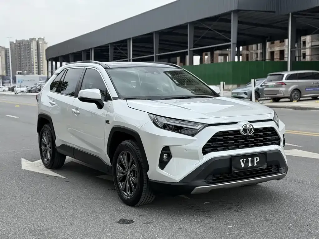 Toyota RAV4 2023 из CN, фото 3