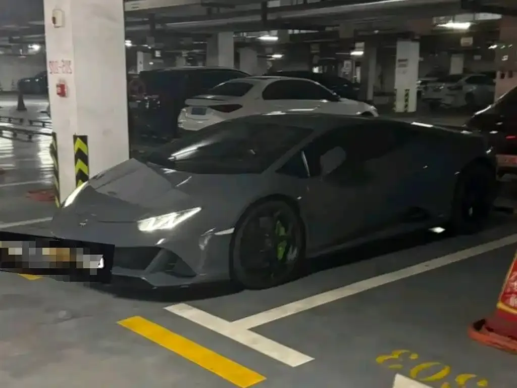 Lamborghini Huracan 2022 из CN, фото 1