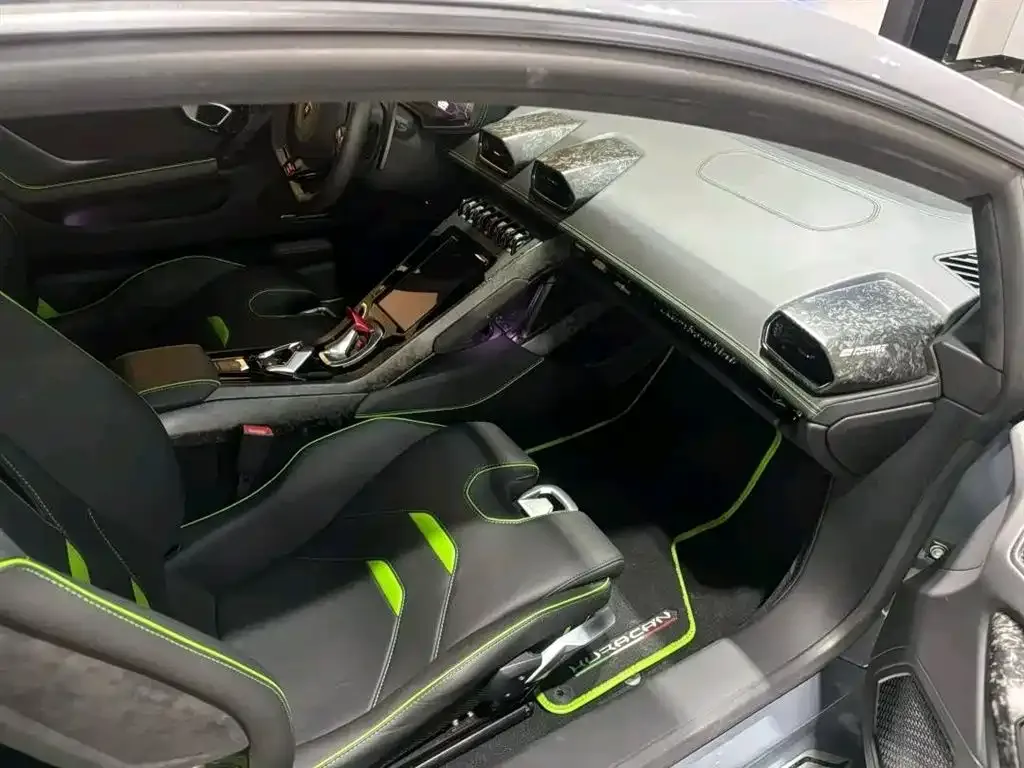 Lamborghini Huracan 2022 из CN, фото 2