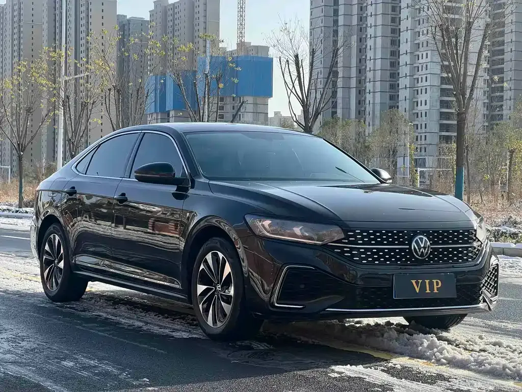 Volkswagen Passat 2023 из CN, фото 2