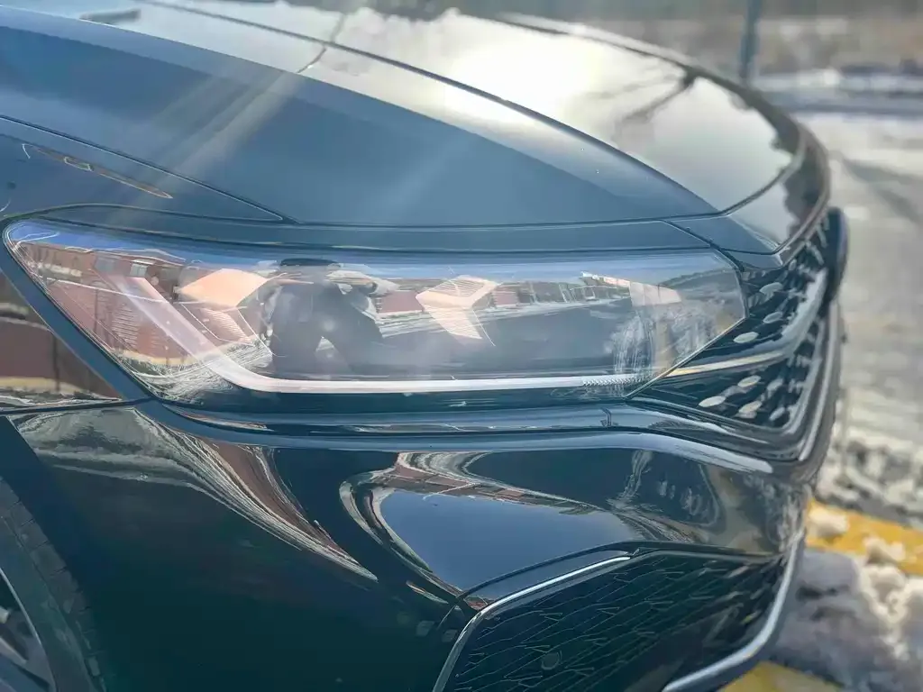 Volkswagen Passat 2023 из CN, фото 4