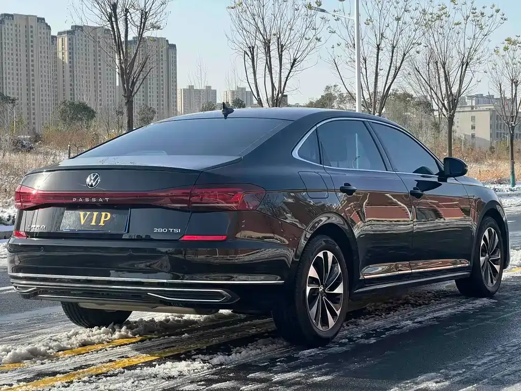 Volkswagen Passat 2023 из CN, фото 6