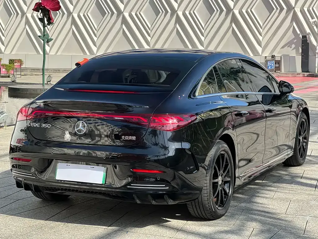 Mercedes-Benz EQE 2024 из CN, фото 8