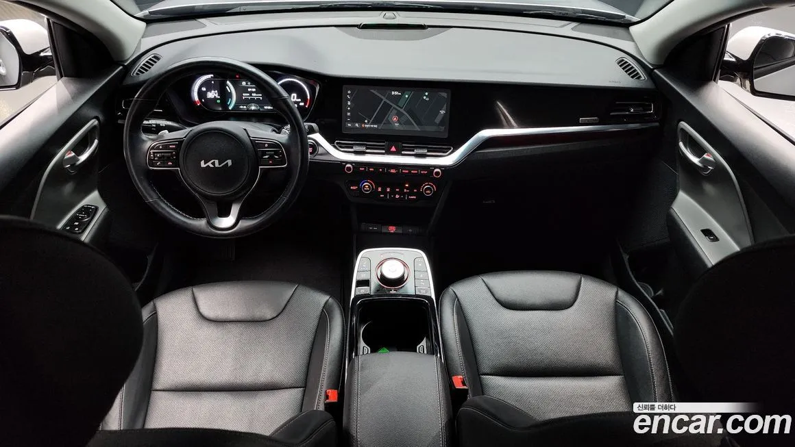Kia Niro — фото 10