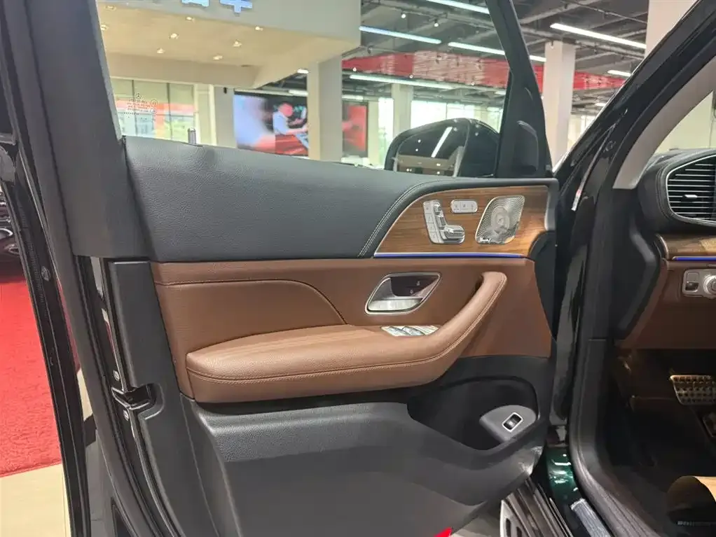 Mercedes-Benz GLS 2024 из CN, фото 6