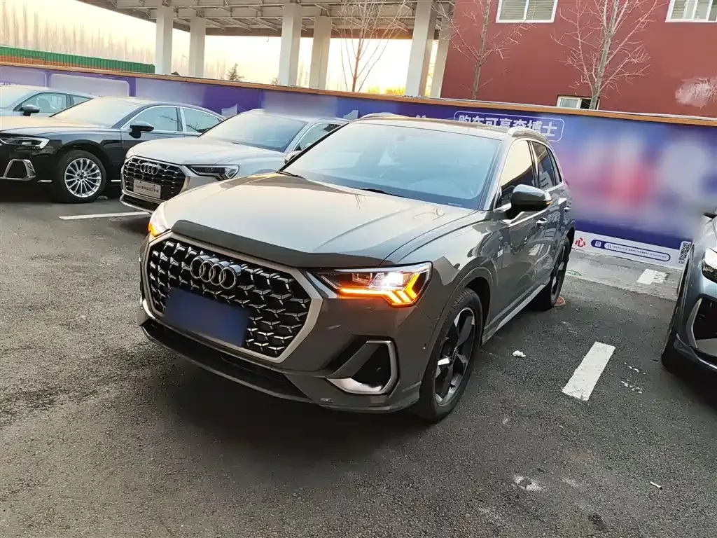 Audi Q3 2023 из CN, фото 4
