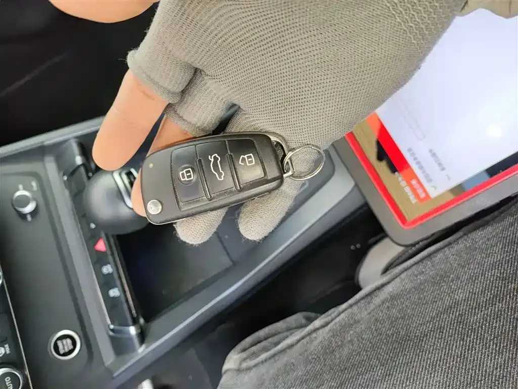 Audi Q3 2023 из CN, фото 2