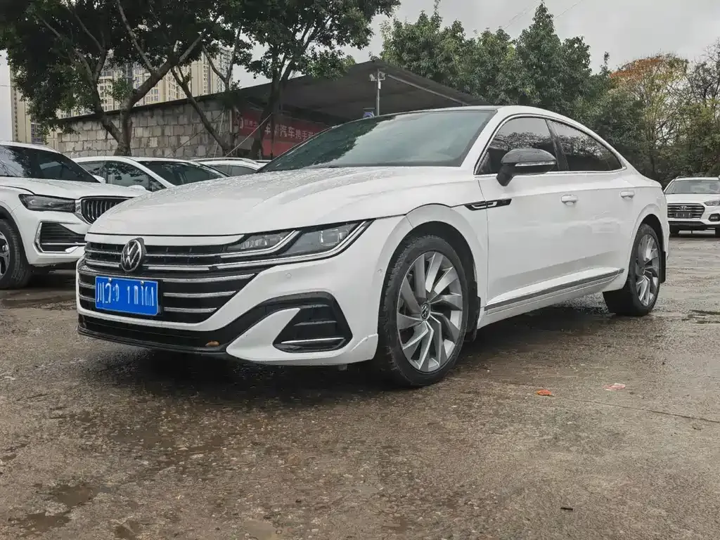 Volkswagen CC 2022 из CN, фото 1