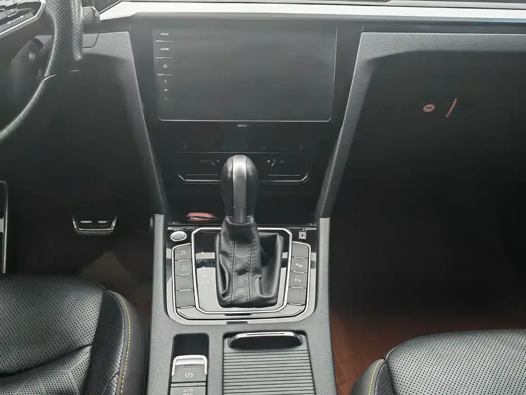 Volkswagen CC 2022 из CN, фото 10