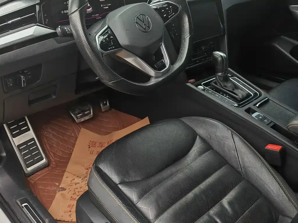 Volkswagen CC 2022 из CN, фото 4