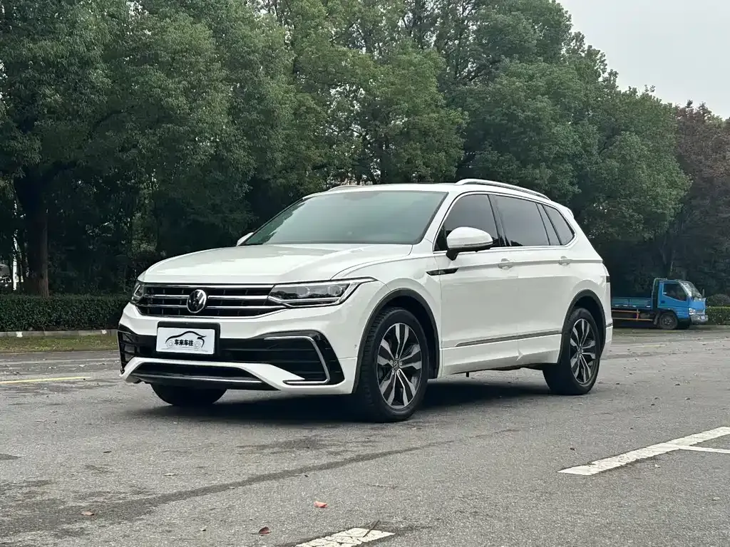 Volkswagen Tiguan L 2022 из CN, фото 1