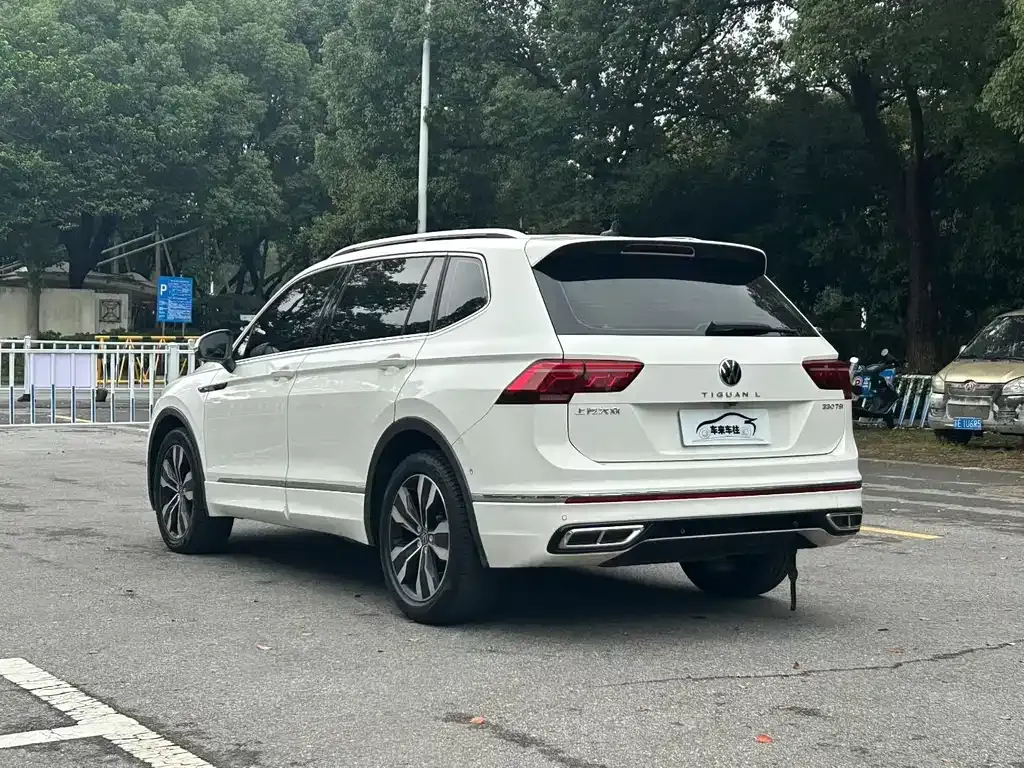 Volkswagen Tiguan L 2022 из CN, фото 2