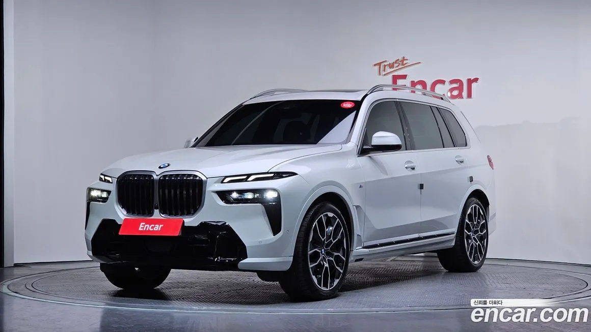 BMW X7 — фото 1