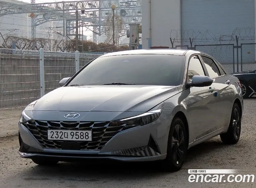 Hyundai AVANTE 2023 из KR, фото 2