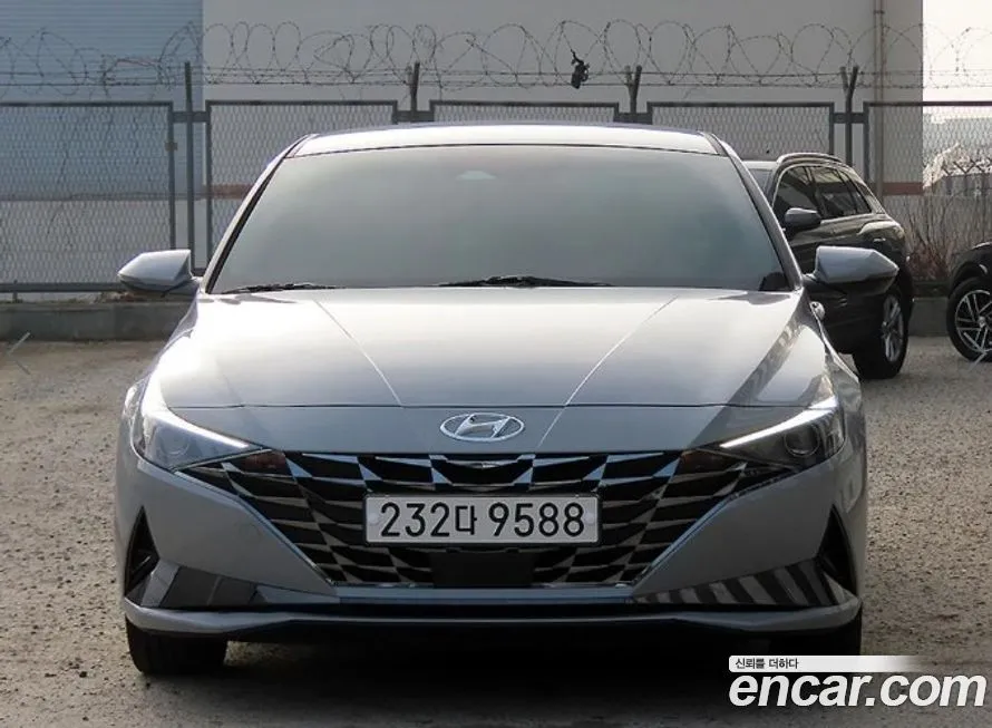 Hyundai AVANTE 2023 из KR, фото 1
