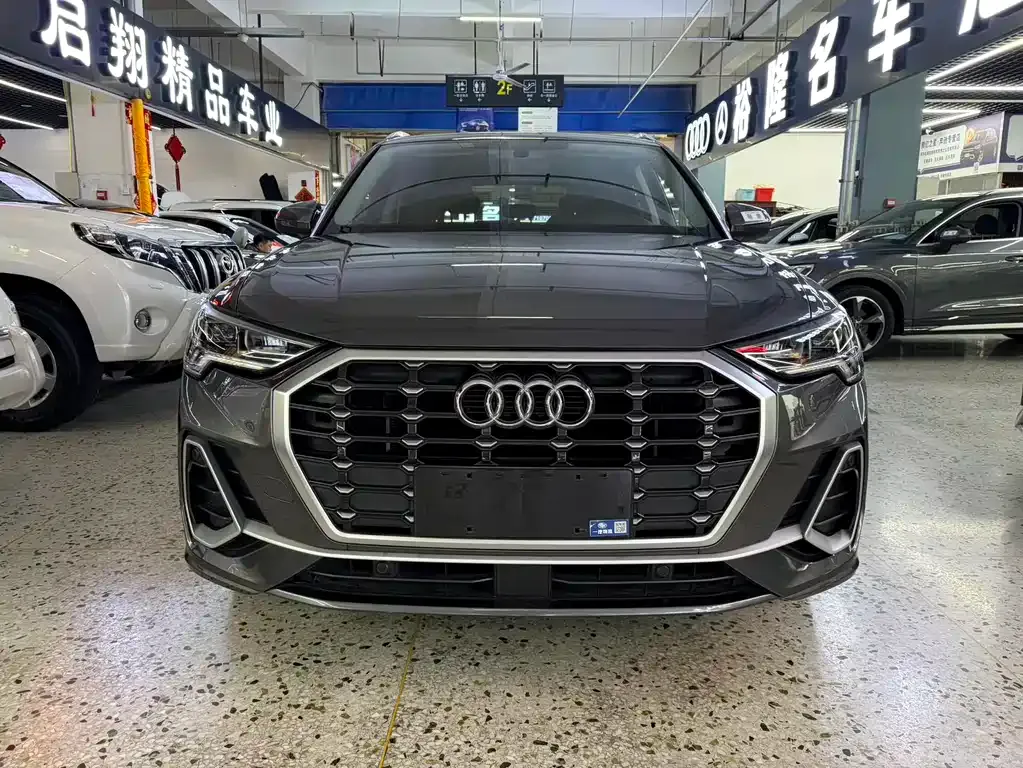 Audi Q3 2022 из CN, фото 7