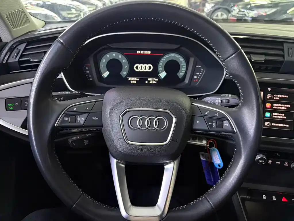 Audi Q3 2022 из CN, фото 4